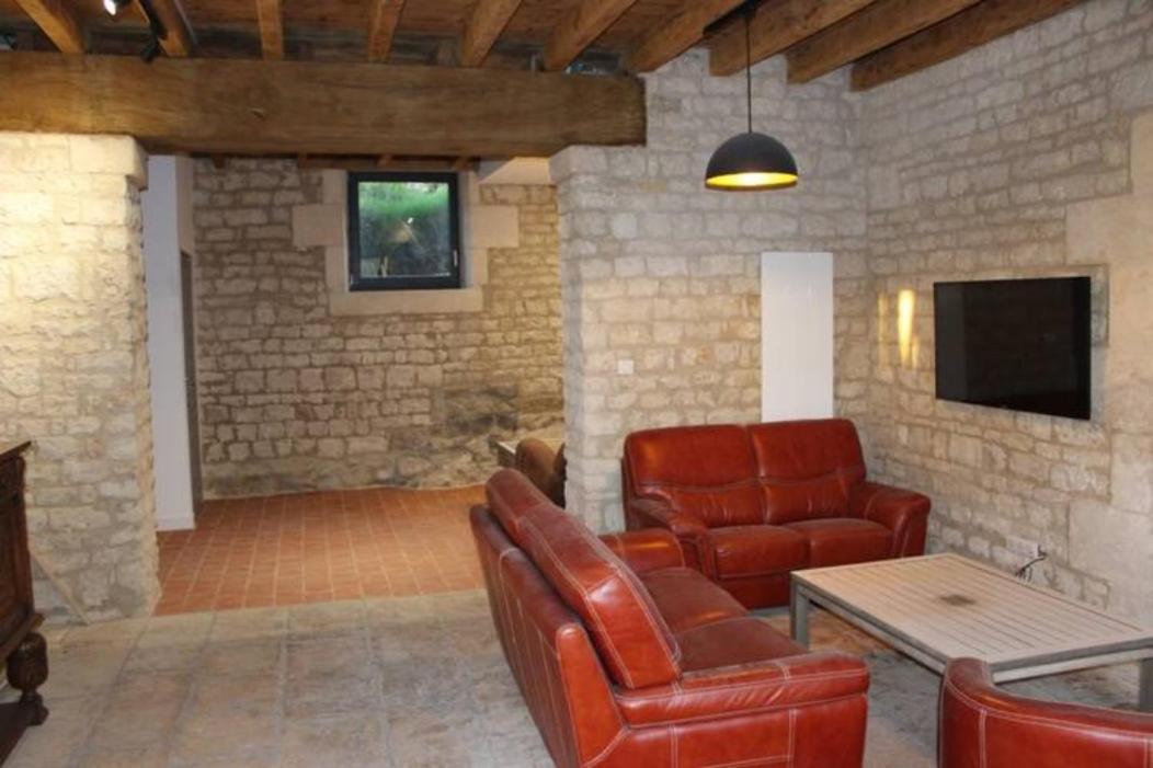 Chateau Des Loups - Les Cedres Bleus Echire Exterior foto